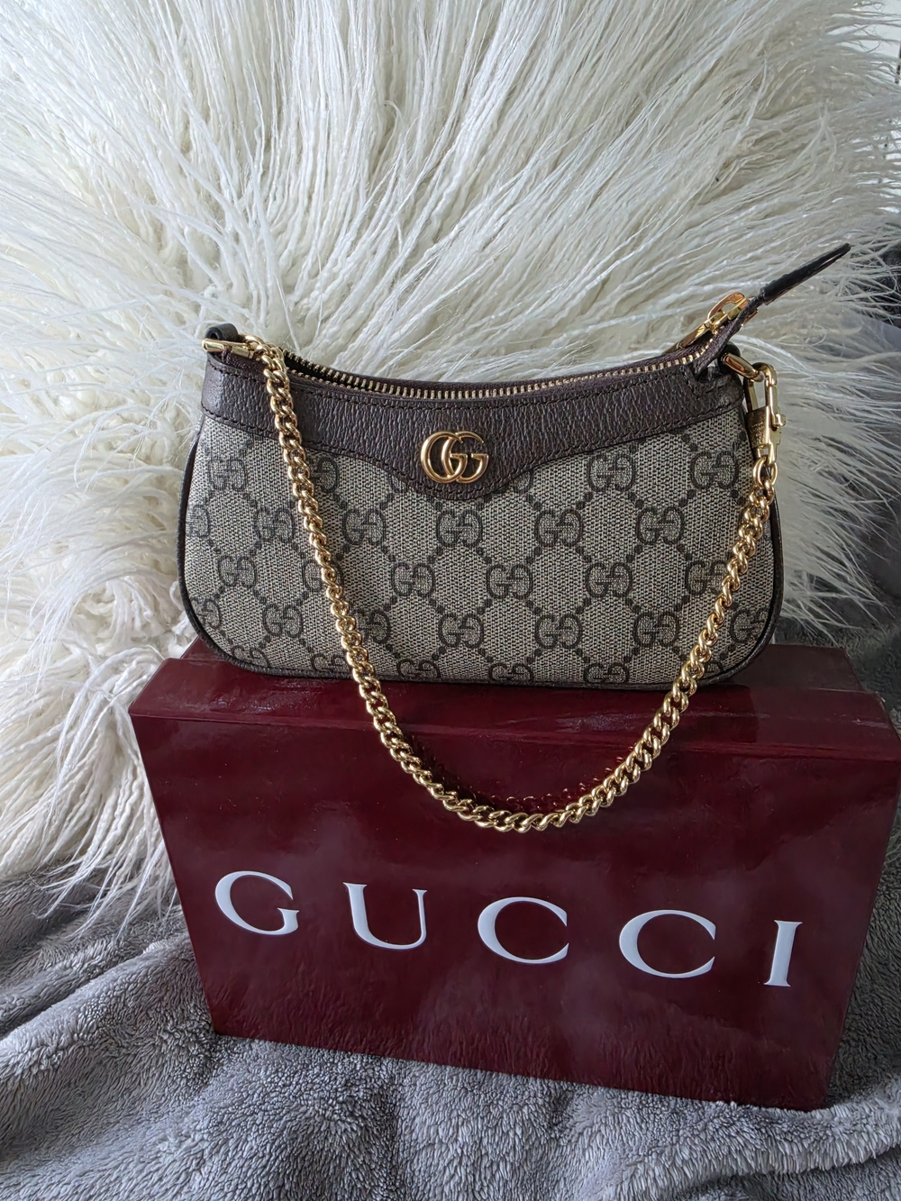 Gucci Brown Leather Men’s Zip-Top Pouch
